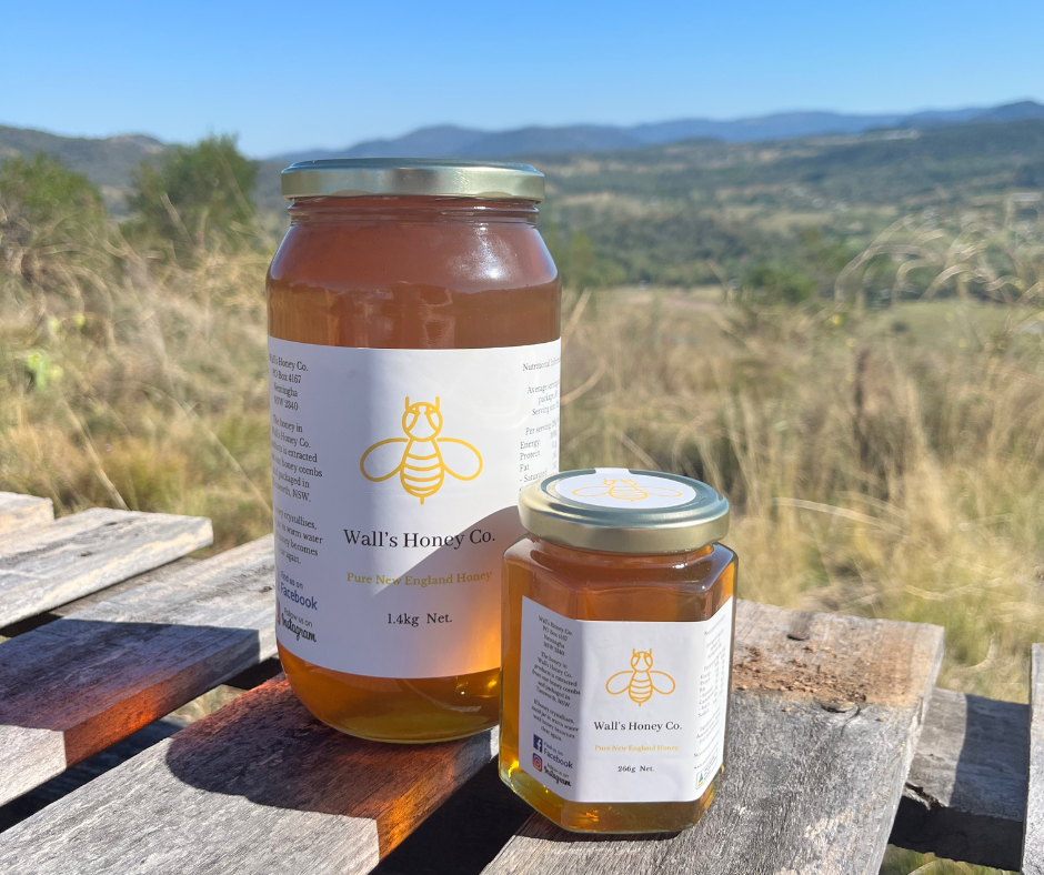 Honey in Glass Jars vs Plastic Containers? – Wall’s Honey Co.